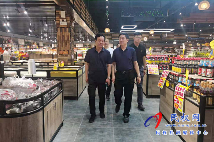 縣委常委、副縣長房季到龍?zhí)伶?zhèn)督導(dǎo)消防安全隱患排查工作