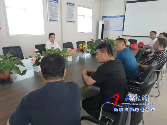 副縣長朱琳深入中目科技有限公司和民權(quán)縣人民醫(yī)院新院區(qū)項目查看企業(yè)生產(chǎn)運行情況 副縣長朱琳深入中目科技有限公司和民權(quán)縣人民醫(yī)院新院區(qū)項目查看企業(yè)生產(chǎn)運行情況