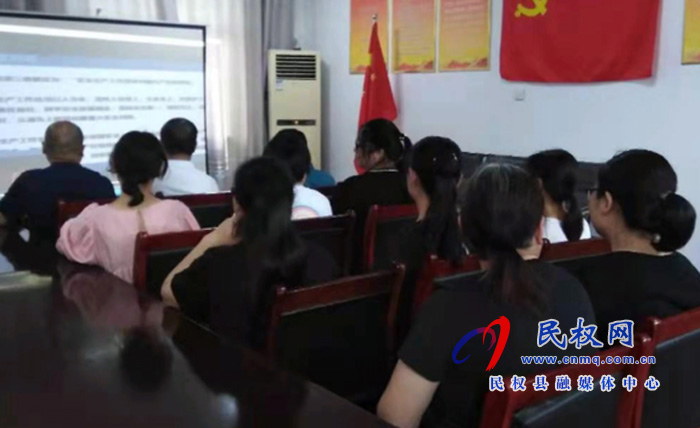 我縣各鄉(xiāng)鎮(zhèn)（街道辦）、縣直各單位組織收聽收看全縣安全生產(chǎn)知識(shí)專題培訓(xùn)會(huì)