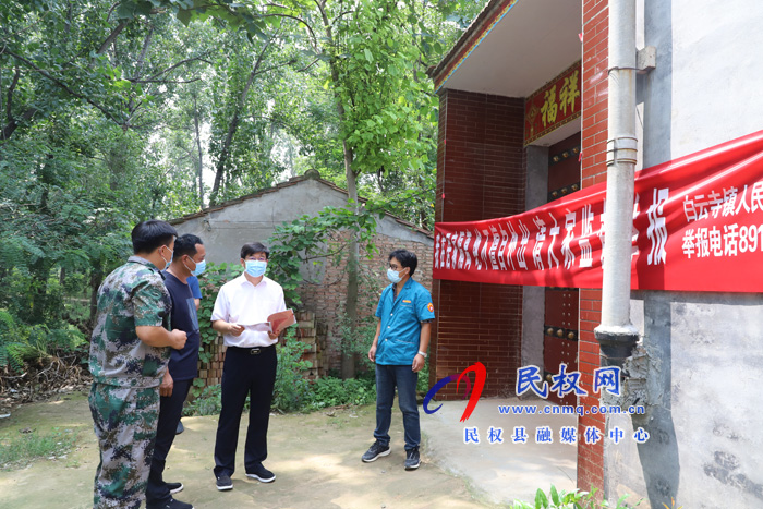 縣委書記張團結(jié)調(diào)研督導疫情防控工作 縣委書記張團結(jié)調(diào)研督導疫情防控工作