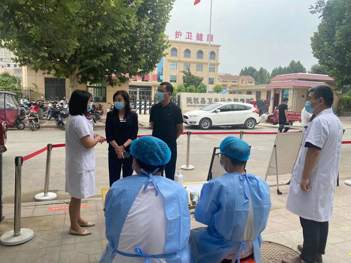 副縣長朱琳深入部分鄉(xiāng)鎮(zhèn)衛(wèi)生院檢查指導新冠疫苗接種工作 副縣長朱琳深入部分鄉(xiāng)鎮(zhèn)衛(wèi)生院檢查指導新冠疫苗接種工作