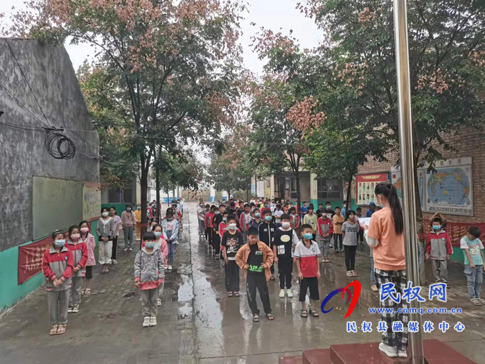 程莊鎮(zhèn):組織中小學(xué)多形式上好開學(xué)第一課開展護(hù)苗行動(dòng)進(jìn)校園 程莊鎮(zhèn):組織中小學(xué)多形式上好開學(xué)第一課開展護(hù)苗行動(dòng)進(jìn)校園