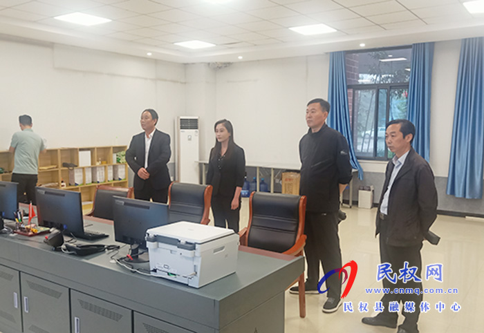 副縣長(zhǎng)朱琳檢查指導(dǎo)公開招聘事業(yè)單位工作人員筆試考務(wù)準(zhǔn)備情況