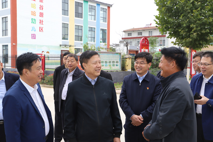 省人大環(huán)資委主任委員、常委會(huì)環(huán)資工委主任朱長青蒞民調(diào)研