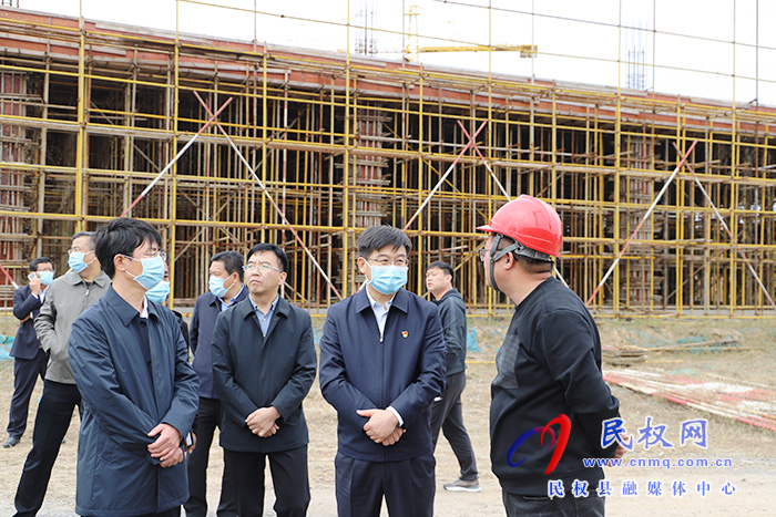 縣委書(shū)記張團(tuán)結(jié)調(diào)研企業(yè)發(fā)展和重點(diǎn)項(xiàng)目建設(shè)情況
