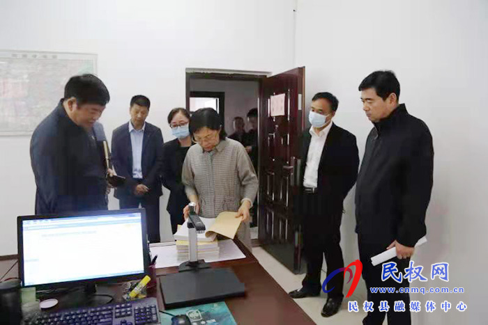 縣委副書記、縣長王靜嫻到縣司法局調(diào)研指導司法行政工作