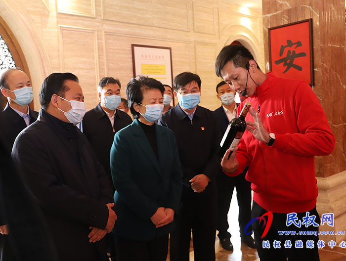 省人大常委會黨組書記、副主任趙素萍到民調(diào)研優(yōu)化營商環(huán)境執(zhí)法檢查暨省委人大工作會議精神貫徹落實情況