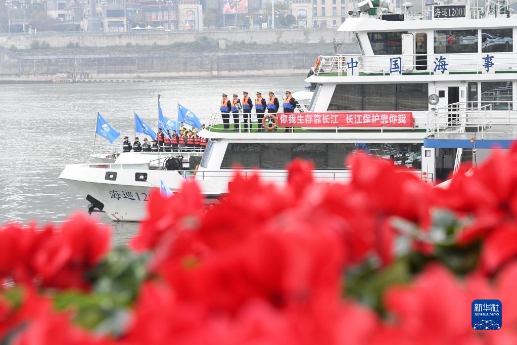 新思想引領(lǐng)新征程·時(shí)代答卷丨一江碧水奔流 一派新貌展現(xiàn)——習(xí)近平總書記謀劃推動(dòng)長(zhǎng)江經(jīng)濟(jì)帶發(fā)展譜寫新篇章