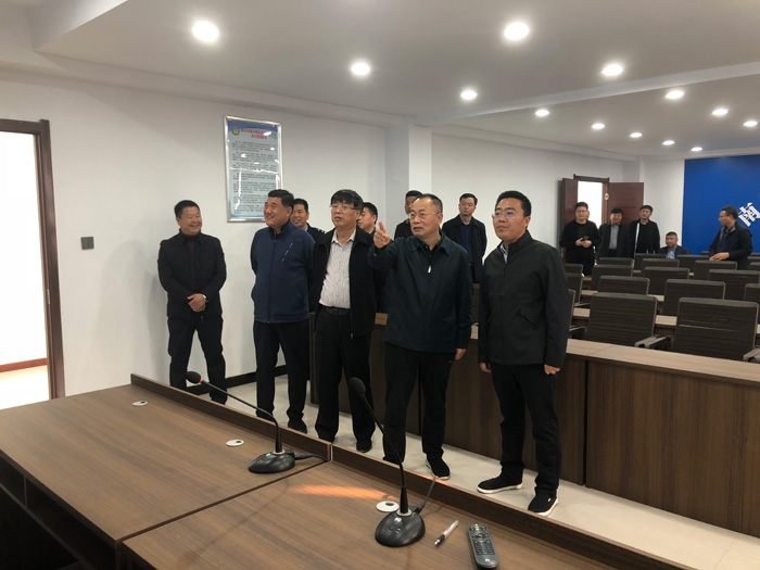 縣政協(xié)主席周明河到南華街道辦事處調(diào)研指導(dǎo)禁毒、信訪穩(wěn)定和文明城創(chuàng)建工作