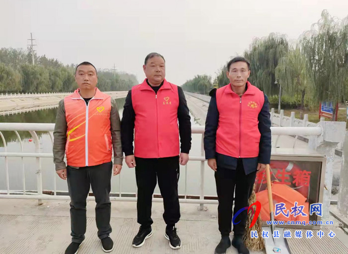 縣畜牧發(fā)展服務(wù)中心志愿者見義勇為 踐初心彰顯黨員風(fēng)范 擔使命再現(xiàn)軍人本色