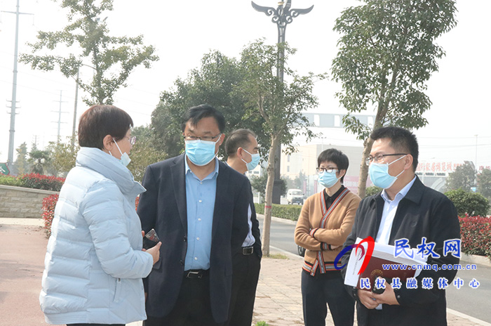 縣委常委、宣傳部長、副縣長畢道喜暗訪督導全國文明城市創(chuàng)建工作