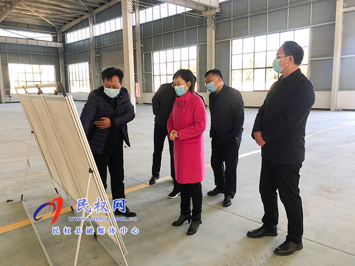 縣委副書記、縣長王靜嫻查看省市縣重點(diǎn)民生實(shí)事、重點(diǎn)項(xiàng)目和“三個(gè)一批”項(xiàng)目進(jìn)展情況