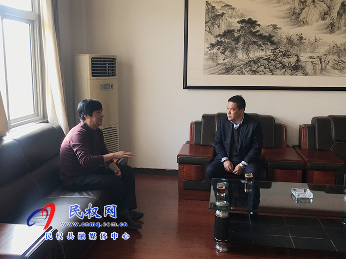 縣委常委、縣委辦公室主任吳杰深入企業(yè)開展“萬人助萬企”活動(dòng)