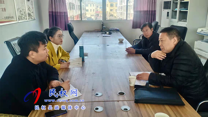 民權(quán)縣教研室深入龍?zhí)伶?zhèn)開(kāi)展聽(tīng)評(píng)課活動(dòng)