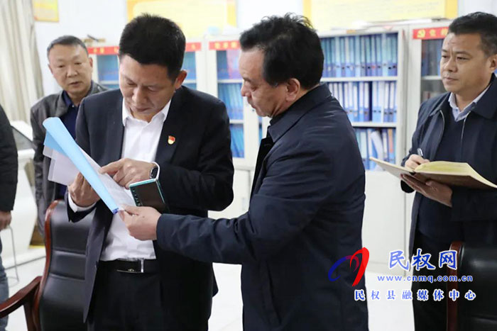 縣委常委、縣紀委書記、縣監(jiān)委主任冉燃到龍?zhí)伶?zhèn)調(diào)研指導鞏固拓展脫貧攻堅后評估工作