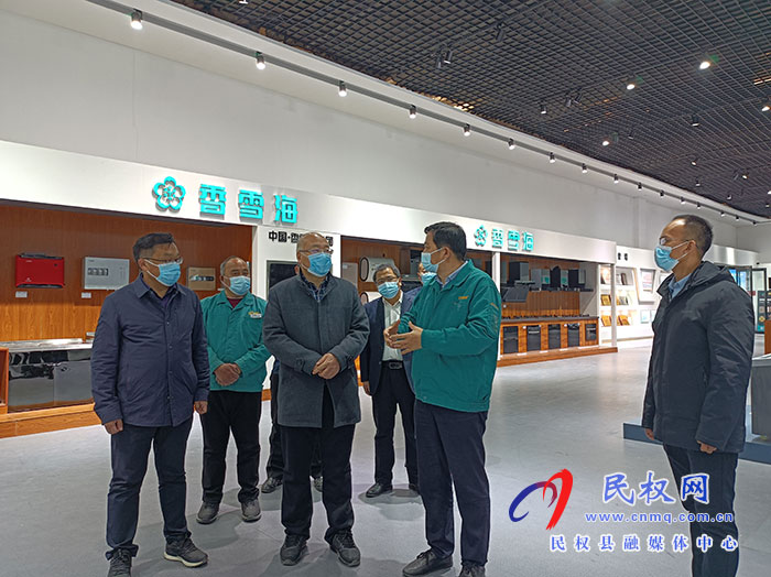 商丘師范學(xué)院經(jīng)濟(jì)管理學(xué)院院長張保勝到民調(diào)研