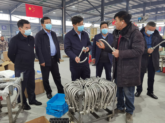 縣委書記張團(tuán)結(jié)率隊赴湖北十堰市招商考察