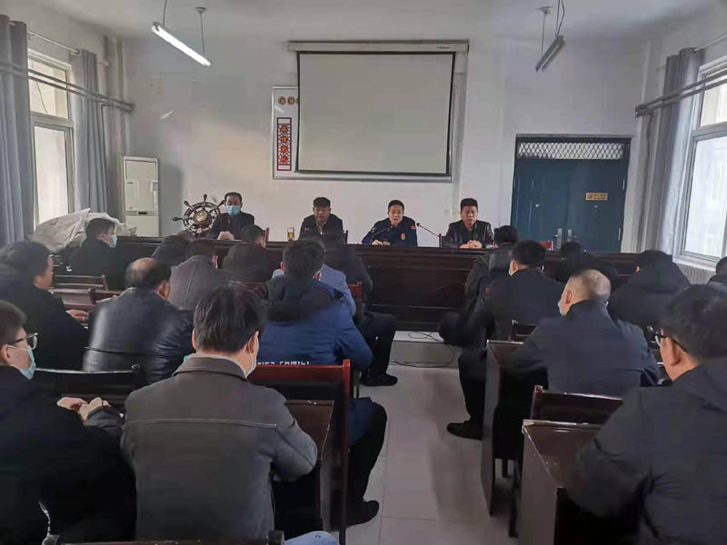 民權(quán)縣住建局舉辦法治政府創(chuàng)建消防知識消防法規(guī)培訓(xùn)班