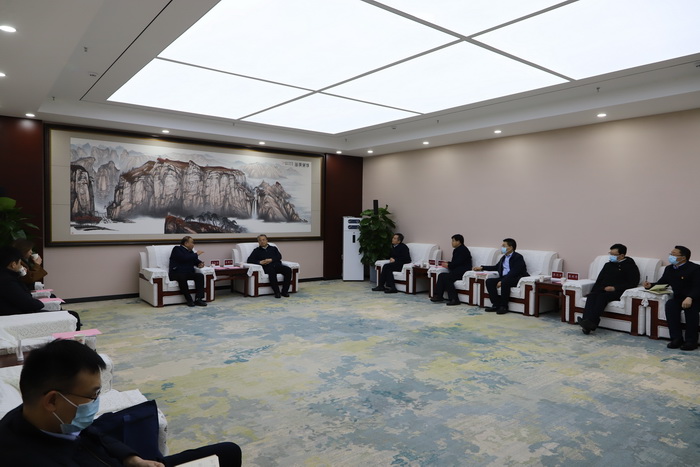 李國(guó)勝擺向陽(yáng)會(huì)見(jiàn)中國(guó)航天設(shè)計(jì)研究院黨委書記、董事長(zhǎng)馬向東一行