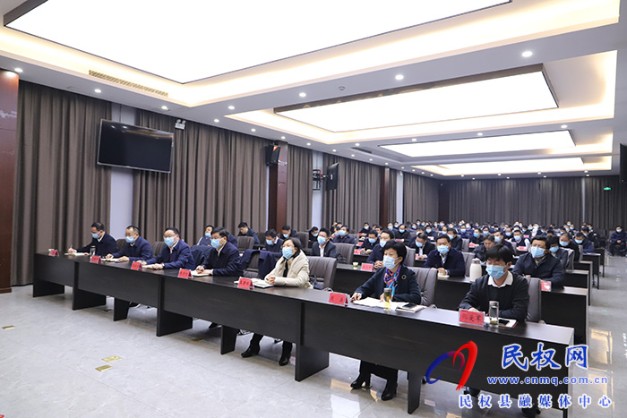 我縣組織收聽收看市委理論學習中心組集體學習（擴大）報告會