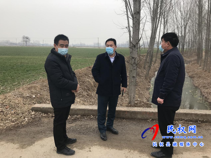 縣委常委、縣委辦公室主任吳杰開展巡河工作