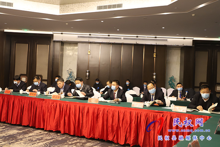 民權(quán)縣代表團(tuán)認(rèn)真審議討論市政府工作報(bào)告等報(bào)告