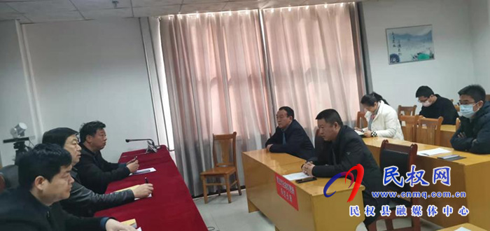 民權(quán)縣生態(tài)環(huán)境分局夜校開展“強(qiáng)思想、提素質(zhì)、增本領(lǐng)”業(yè)務(wù)培訓(xùn)