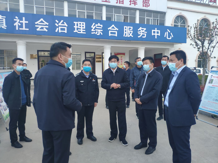 縣委書記張團結調研我縣禁毒和“三零”創(chuàng)建工作