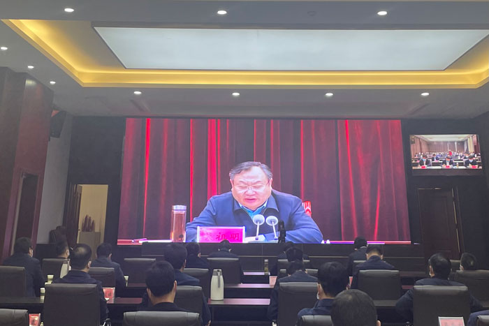 我縣組織收聽收看全市重復(fù)信訪積案集中專項(xiàng)治理暨安全穩(wěn)定工作推進(jìn)會議
