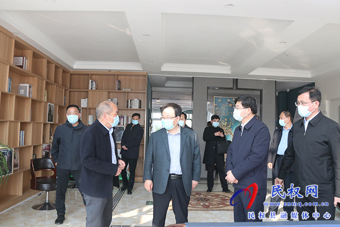 市委常委、常務(wù)副市長張家明到民檢查疫情防控工作