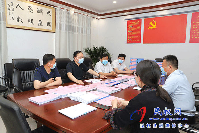 縣委副書記栗團結(jié)調(diào)研督導(dǎo)疫情防控工作