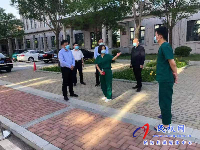 縣委常委、宣傳部長、副縣長畢道喜督導(dǎo)檢查考生返民集中隔離情況
