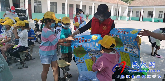 縣婦聯(lián)、團(tuán)縣委開展防溺水宣傳活動(dòng)