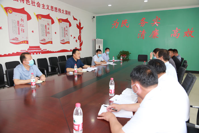 縣委常委、組織部長(zhǎng)王義彬到林七鄉(xiāng)督導(dǎo)研判“五星”支部創(chuàng)建工作