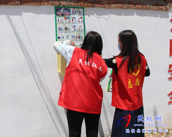 民權(quán)縣褚廟鄉(xiāng)開展未成年人保護法  暨防溺水安全教育宣傳活動