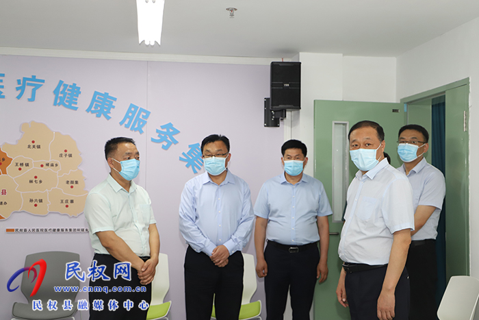 縣委常委、宣傳部長(zhǎng)、副縣長(zhǎng)畢道喜調(diào)研指導(dǎo)高考準(zhǔn)備工作