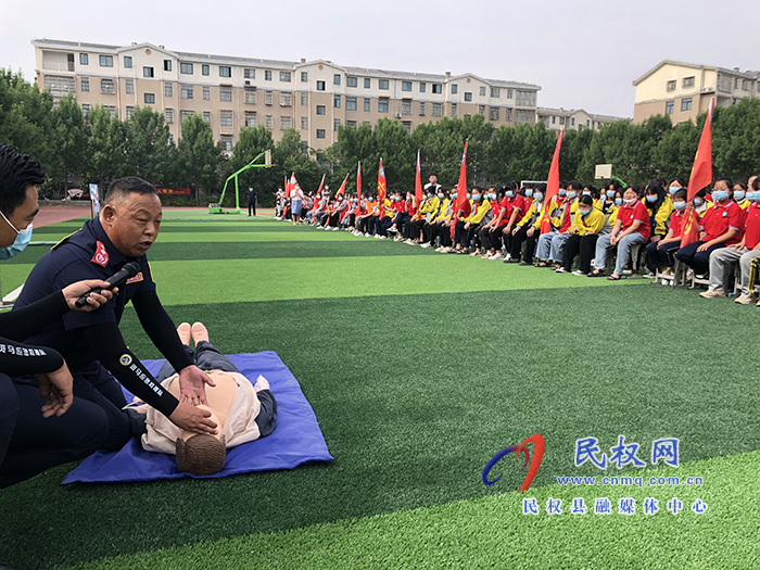 2022年民權縣教體系統(tǒng)防汛減災應急演練活動舉行