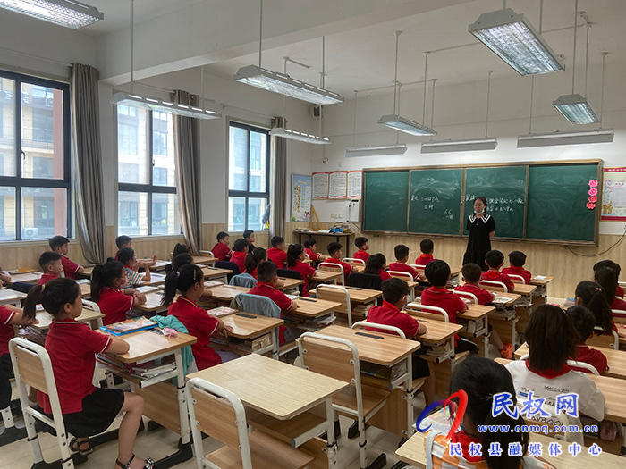 感受節(jié)氣文化 體驗芒種樂趣?——民權求實學校語文學科活動