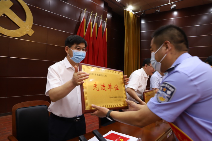 縣委政法工作暨黨的二十大維穩(wěn)安保工作推進(jìn)會議召開