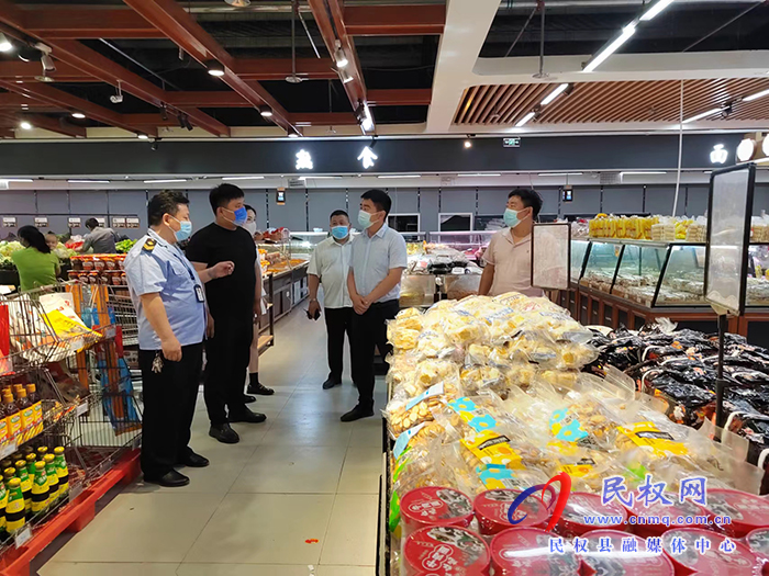 王莊寨鎮(zhèn)：持續(xù)開展戴口罩、掃場所碼監(jiān)督檢查行動