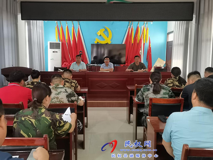 龍?zhí)伶?zhèn)：深入學(xué)習(xí)貫徹習(xí)近平新時(shí)代中國(guó)特色社會(huì)主義思想