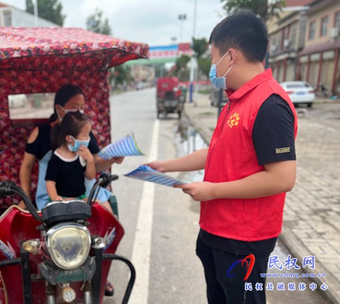 胡集鄉(xiāng)開展“防溺水”社會(huì)治安志愿服務(wù)活動(dòng) 胡集鄉(xiāng)開展“防溺水”社會(huì)治安志愿服務(wù)活動(dòng)