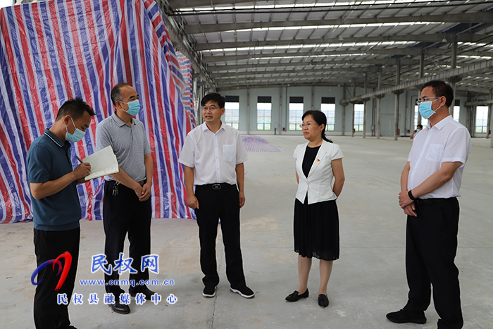 縣委書記張團(tuán)結(jié)調(diào)研“三個(gè)一批”項(xiàng)目建設(shè)情況
