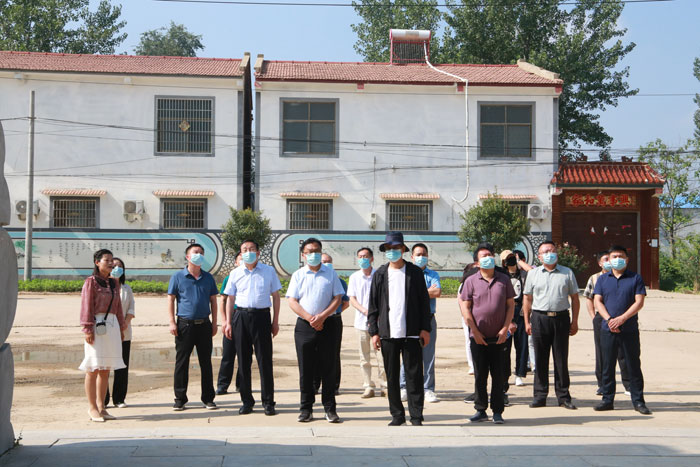 中國(guó)起源地智庫(kù)專家組到民調(diào)研起源地文化