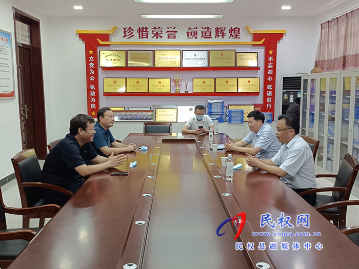 縣委常委、宣傳部長、副縣長畢道喜到王橋鎮(zhèn)督導(dǎo)疫情防控工作