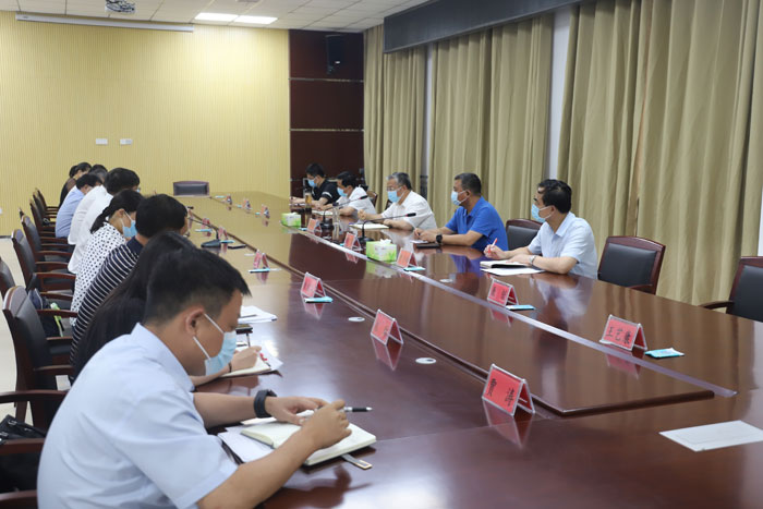 市委書記李國勝到我縣指導疫情防控工作