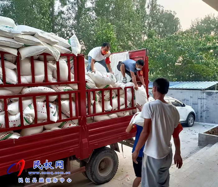 民權縣褚廟鄉(xiāng) “代辦員”投身抗疫 保障群眾生活需求