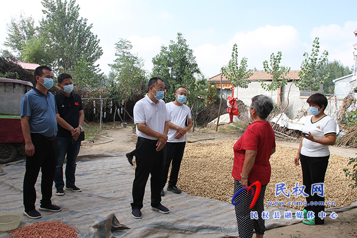 縣政協(xié)主席周明河調(diào)研鞏固拓展脫貧攻堅成果、軟弱渙散村黨組織整頓等工作