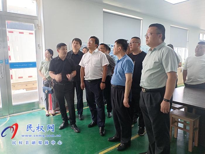 縣領(lǐng)導(dǎo)李君帶隊(duì)赴臺(tái)州市開(kāi)展招商活動(dòng)