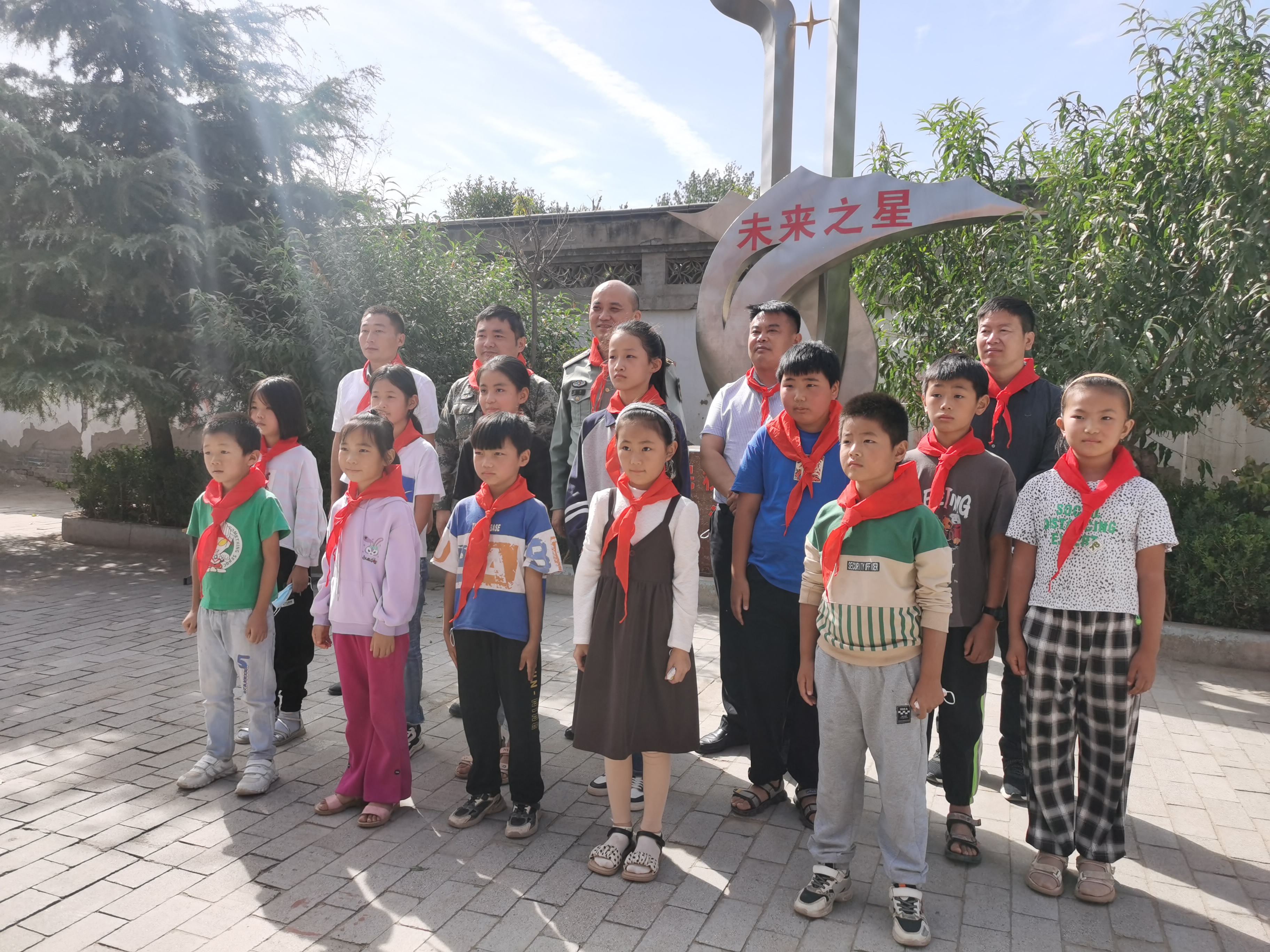 民權(quán)縣人武部開展捐資助學活動